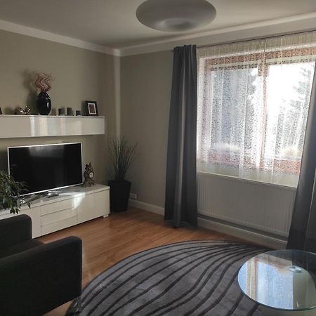 Domo Apartment Stredokluky Bagian luar foto