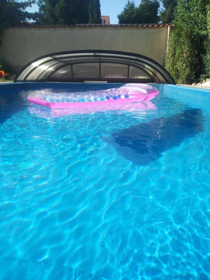 Domo Apartment Stredokluky Bagian luar foto